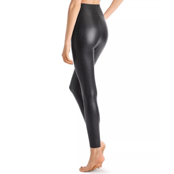 Commando Faux Leather Leggings - Picture 3 of 5